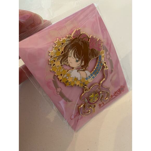 Cardcaptor Sakura Collection Pin Badge & Star Key - Picture 3 of 4